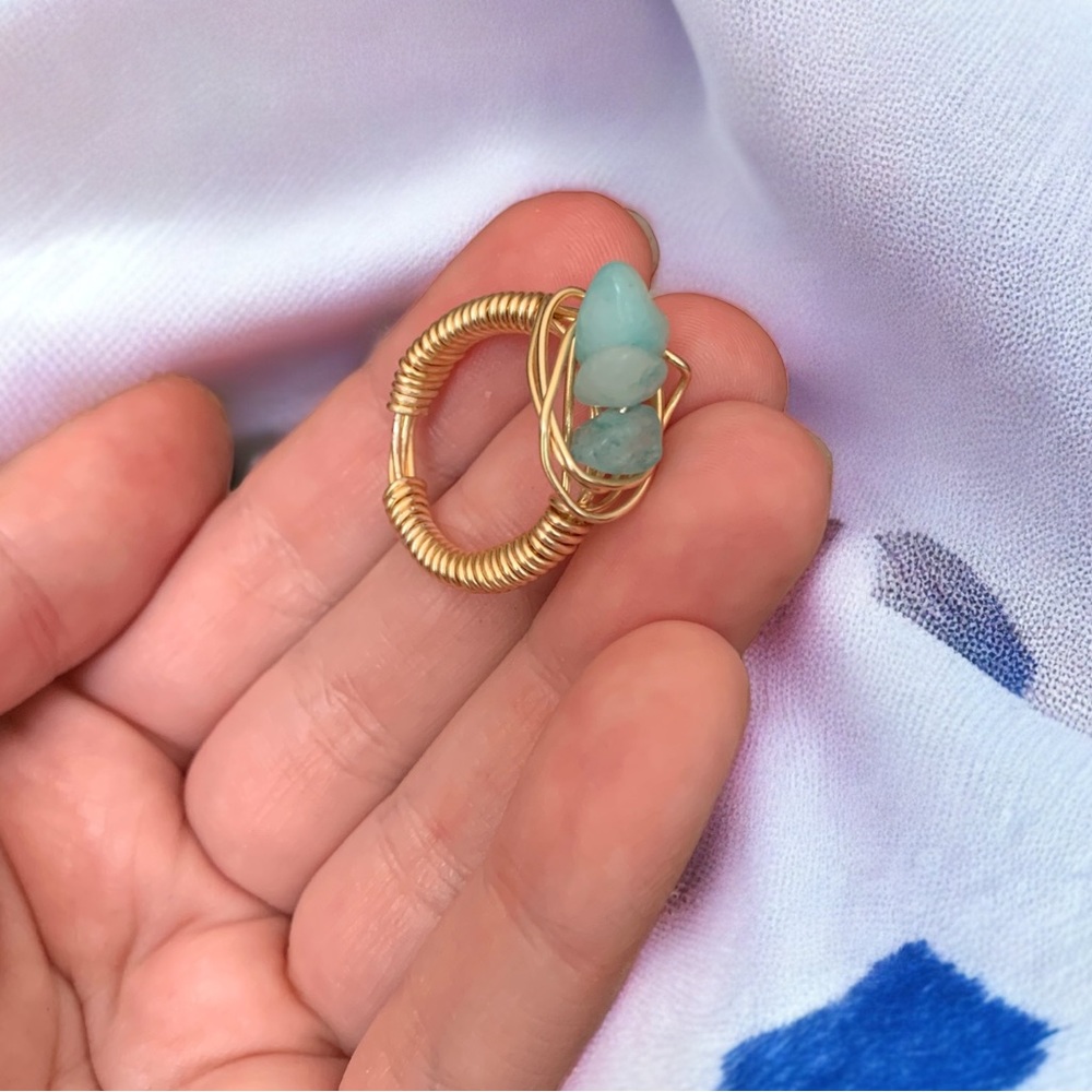 ✨BOUTIQUE✨ Crystal Gold Ring